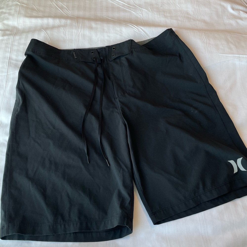 NEW Hurley Men's Black Swim Board shorts